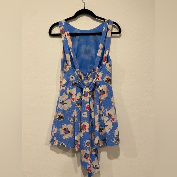 ASTR Open Back Romper - Picture 6 of 13
